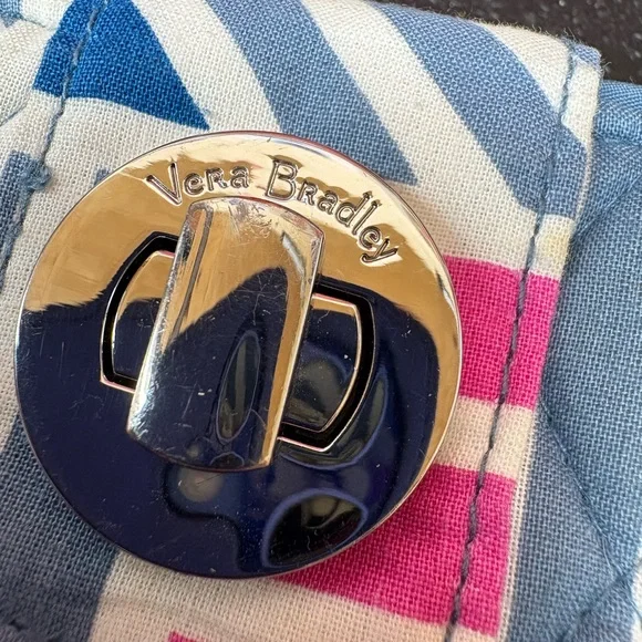 Vera Bradley wallet - Picture 3 of 6